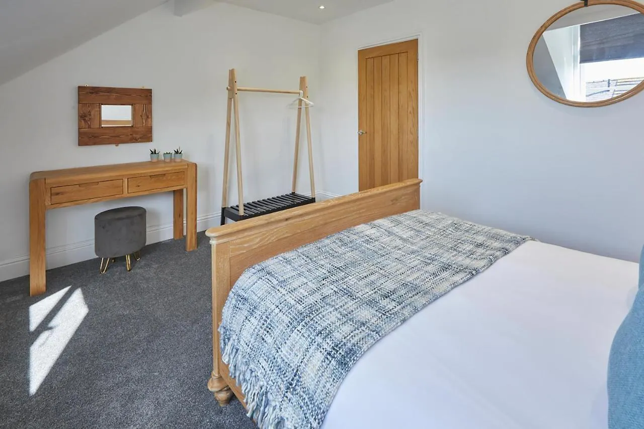 Host & Stay - Upleatham Street Saltburn-by-the-Sea 0*,  United Kingdom